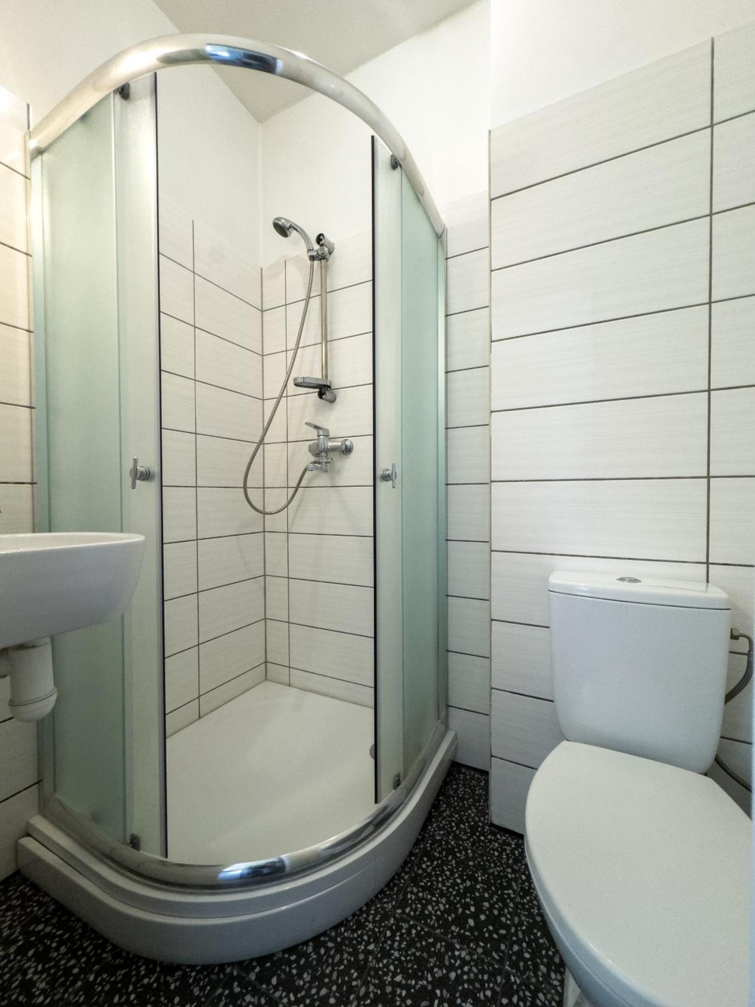 Cozy Room In The Center Of Riga Bagian luar foto